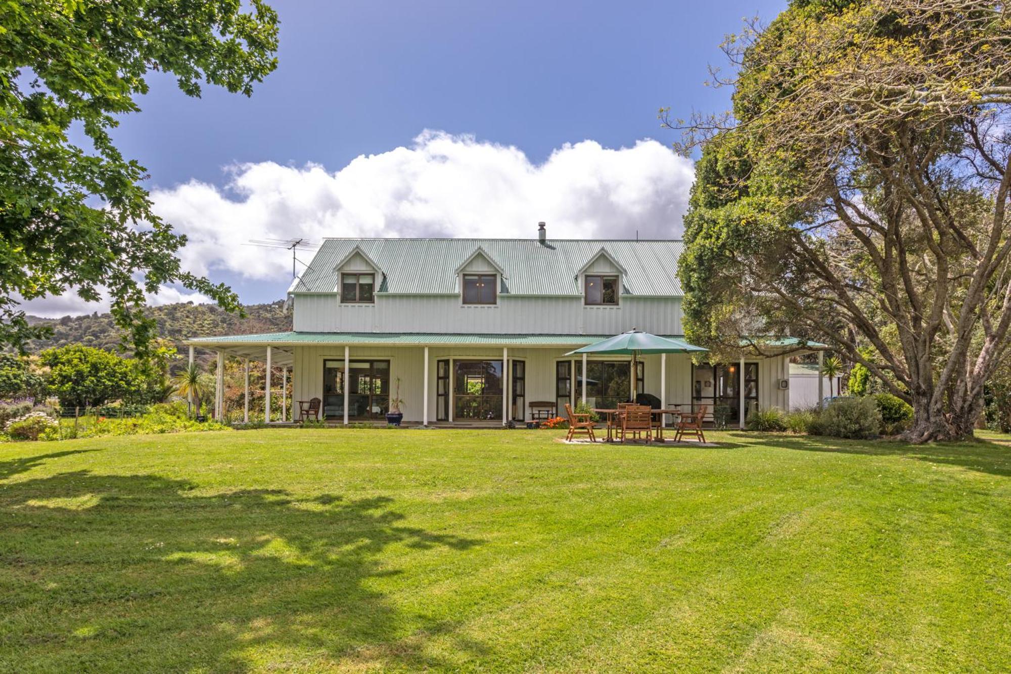 Jacaranda Lodge Coromandel Eksteriør bilde